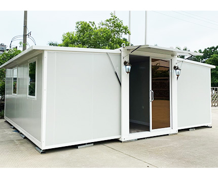 20ft Expandable house for living/office/kitchen