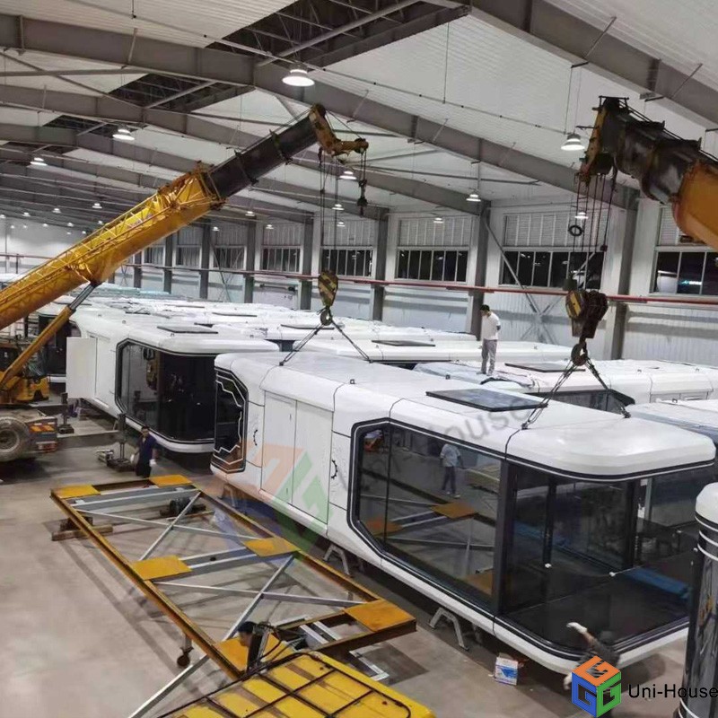 Space Capsule Home Hotel Container Moveable House Luxury
